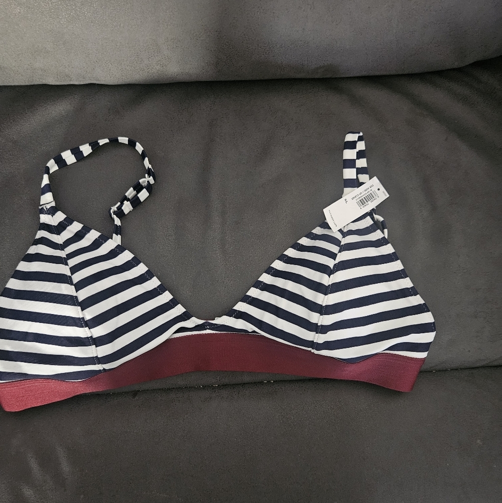 NWT Old Navy navy and white striped bikini top Size XL